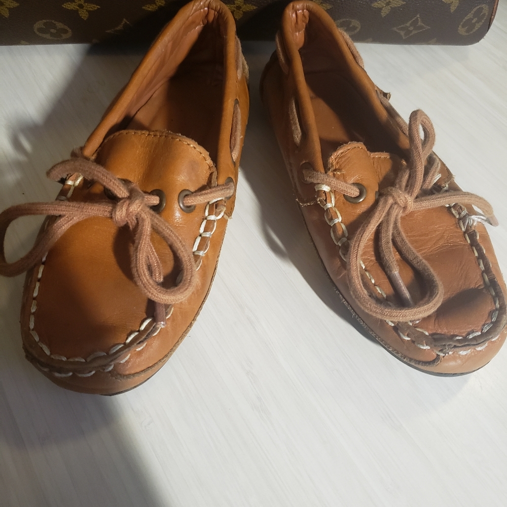 Coln Haan Shoes - Picture 2 of 3